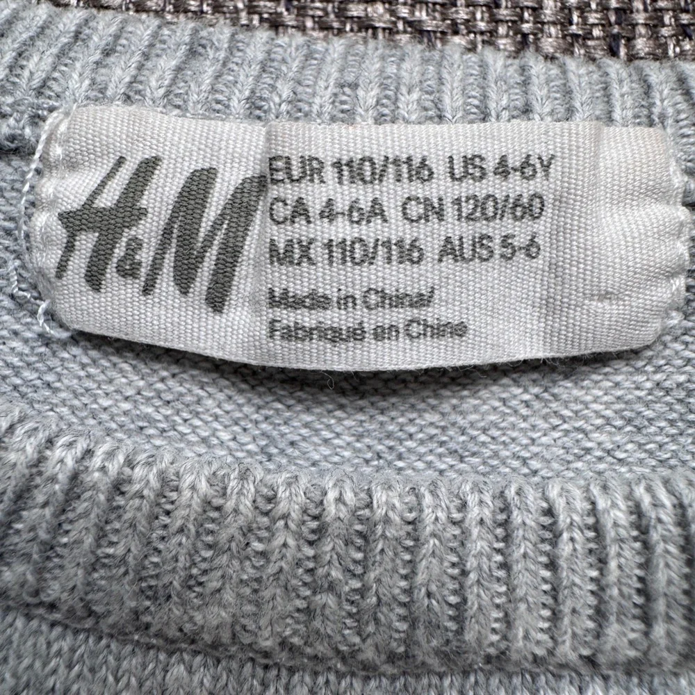 HM Kids Grey Knit Sweater Red 3D Textured Hearts Pullover Size 4-6Y